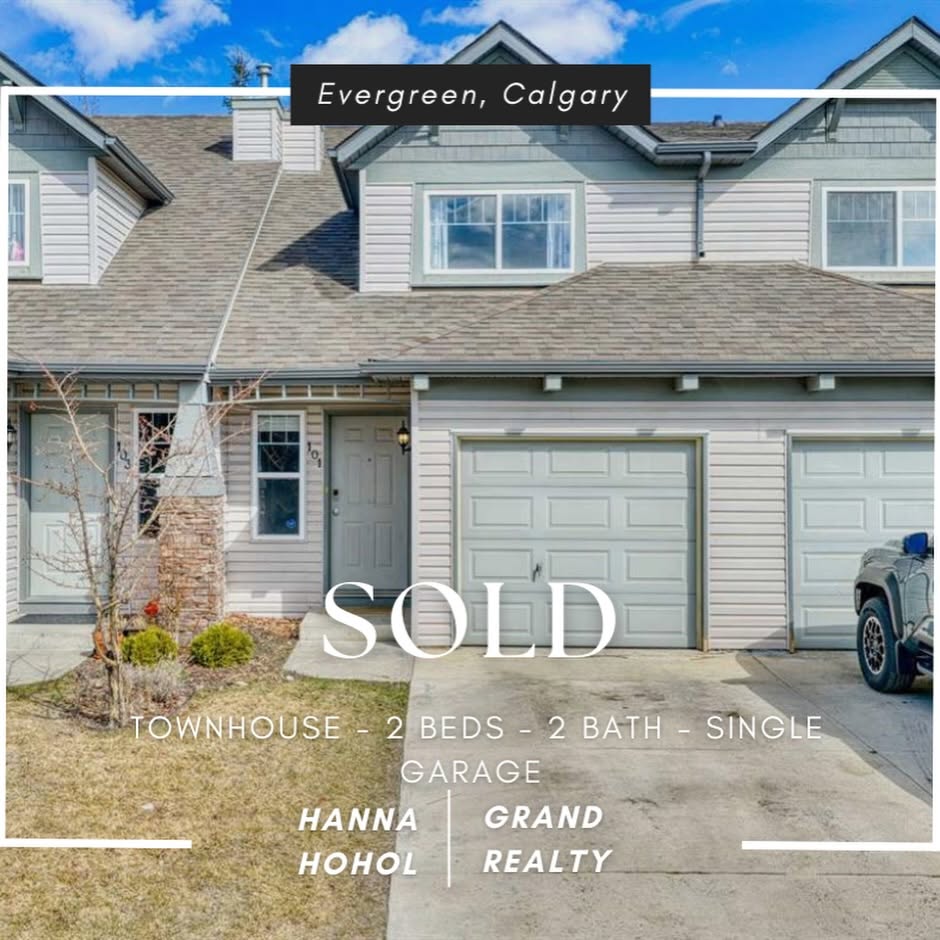 Sold townhouse in Evergreen, Calgary — listed by Hanna Hohol